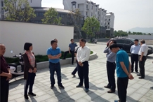 青阳县政府洪副县长在陵阳镇甘镇长陪同下到天下粮仓大酒店调研指导工作