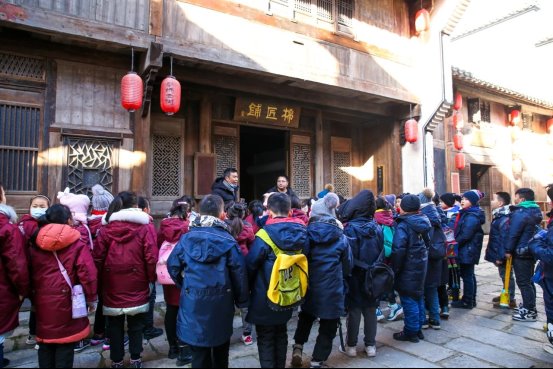 5695c8923e3c50da20a5fe9b35e350a1